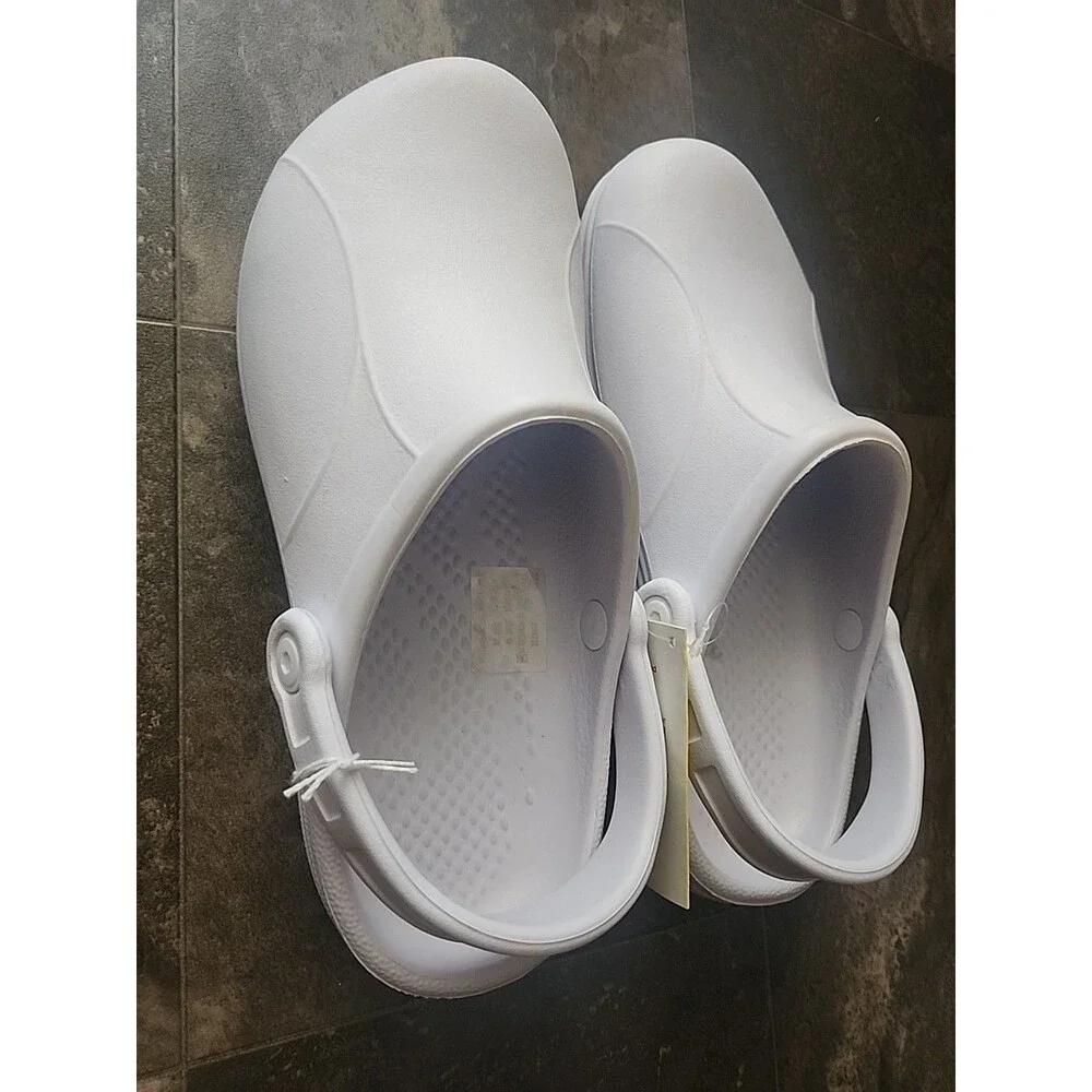 TredSafe Slip Resistant Shoes. M-10 W-11 W. White Clog W/ Closed Toe W/ Strap.